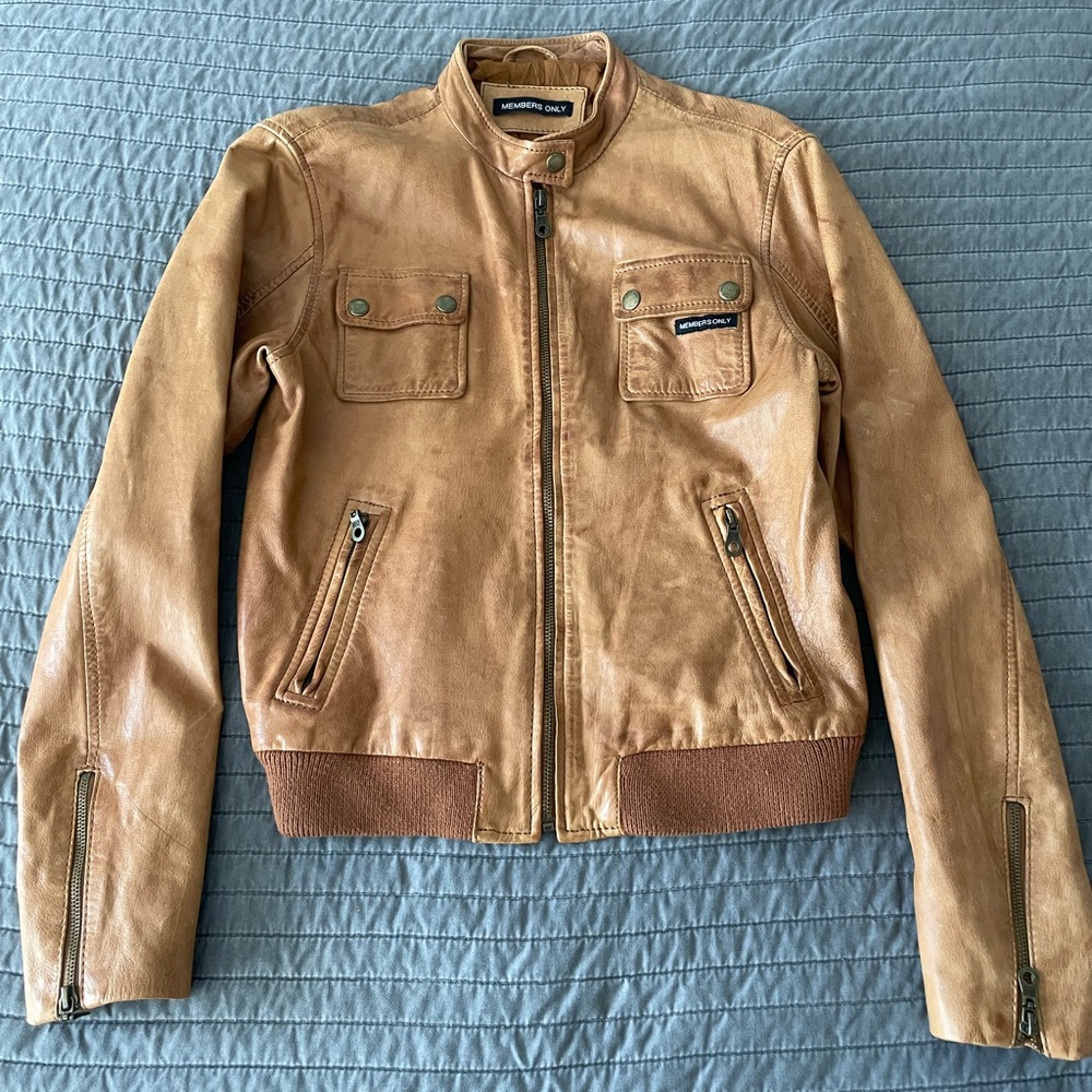 Members Only Women’s Camel Leather Bomber Jacket Sz Medium